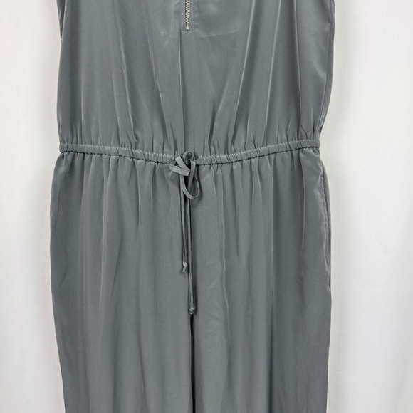 Banana Republic Sz 4 Sleeveless Jumpsuit 1/4 Zip Olive Grey Lightweight City NWT - Picture 3 of 14